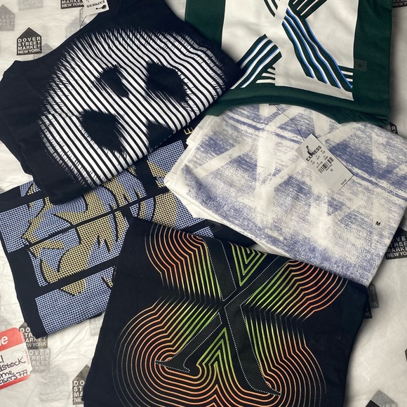 Express Other - Express Mens Graphic Tees Size M (ALL 5 INCLUDED) BRAND NEW !